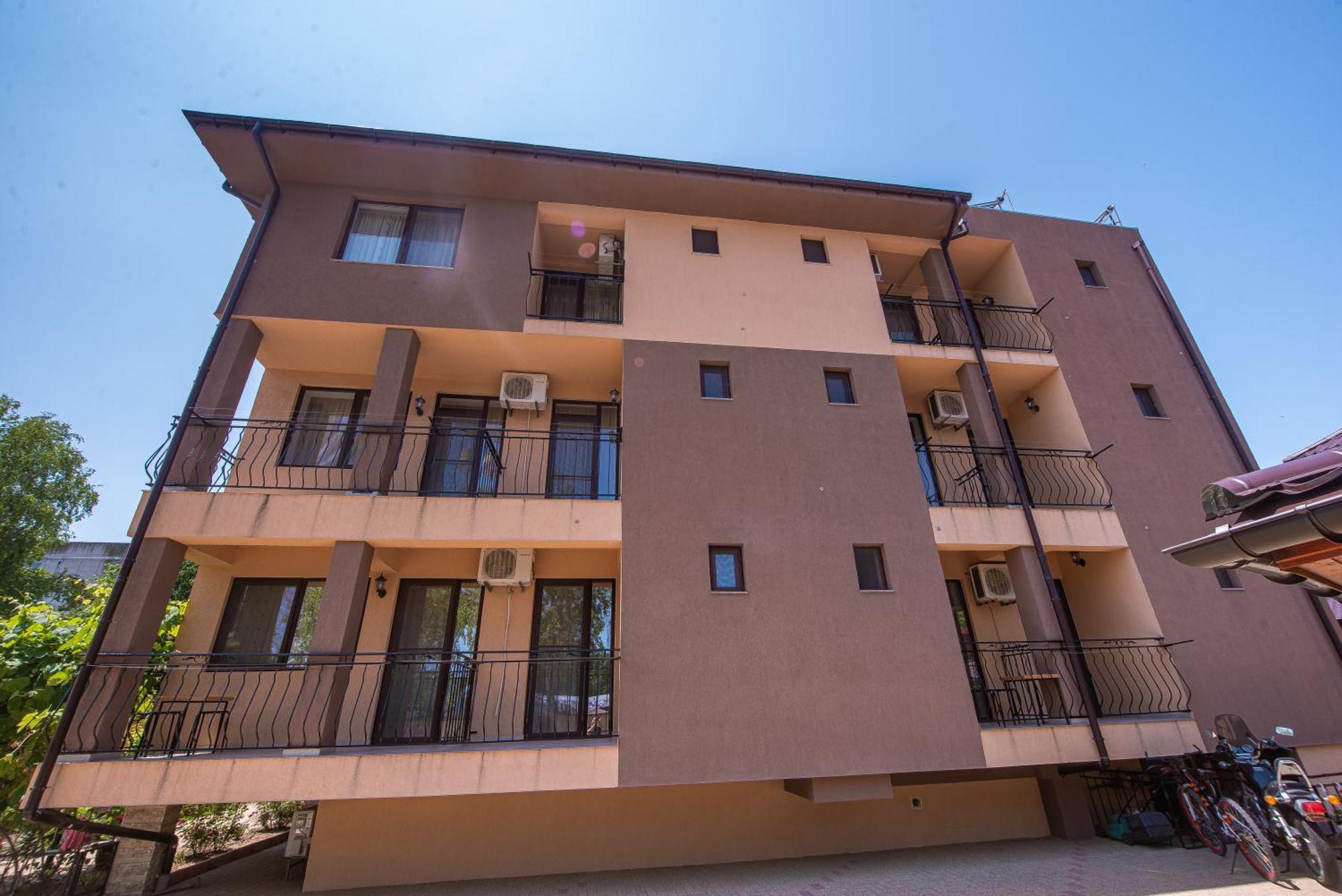 Vila Puky Neptun Exterior photo